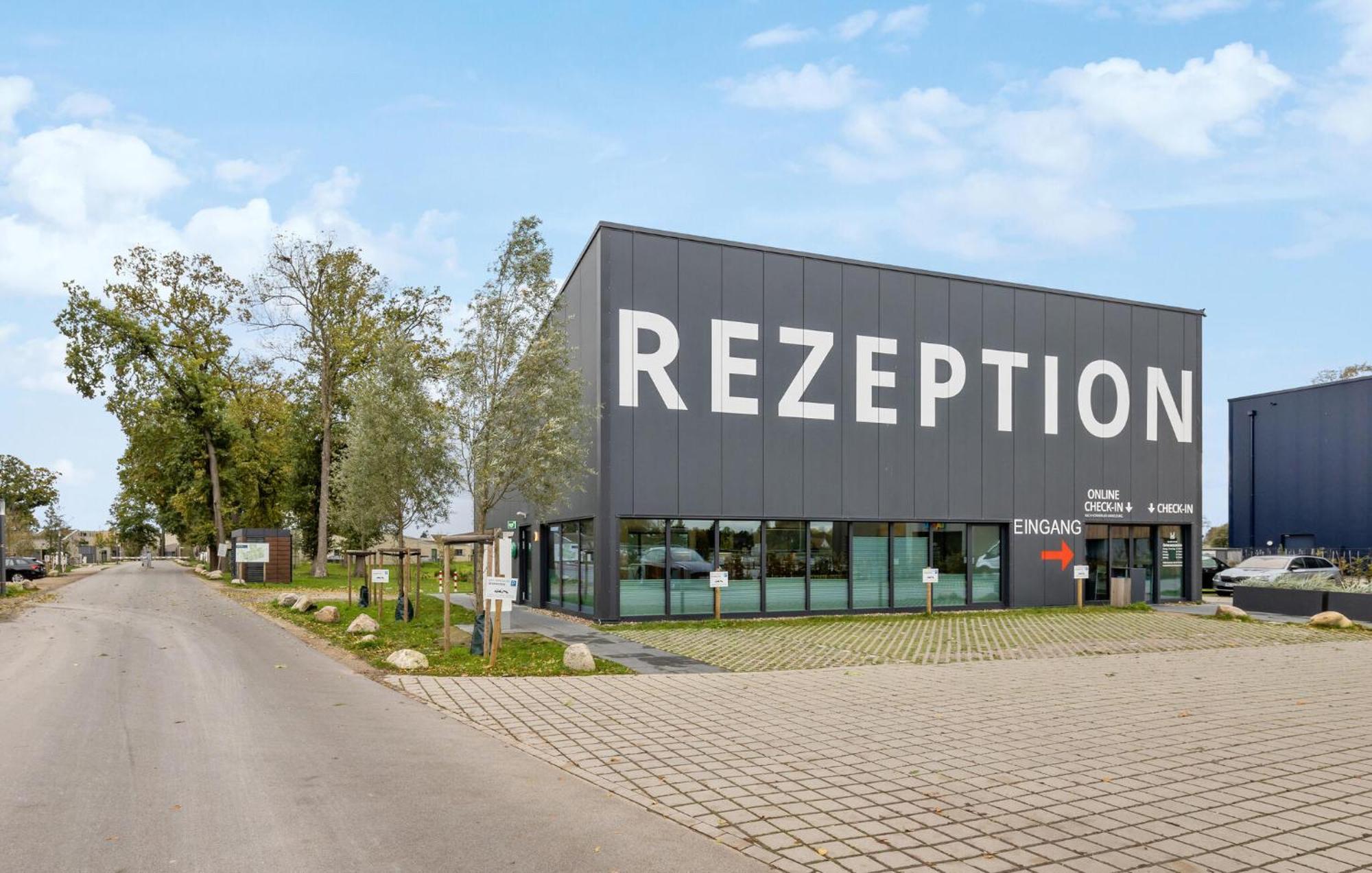3 Bedroom Stunning Home In Lembruch-Duemmer See Extérieur photo