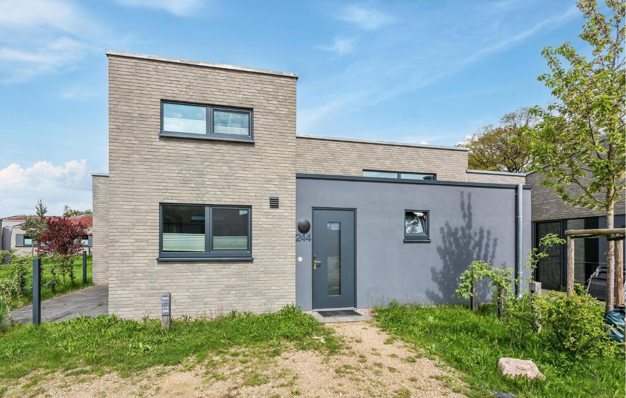 3 Bedroom Stunning Home In Lembruch-Duemmer See Extérieur photo